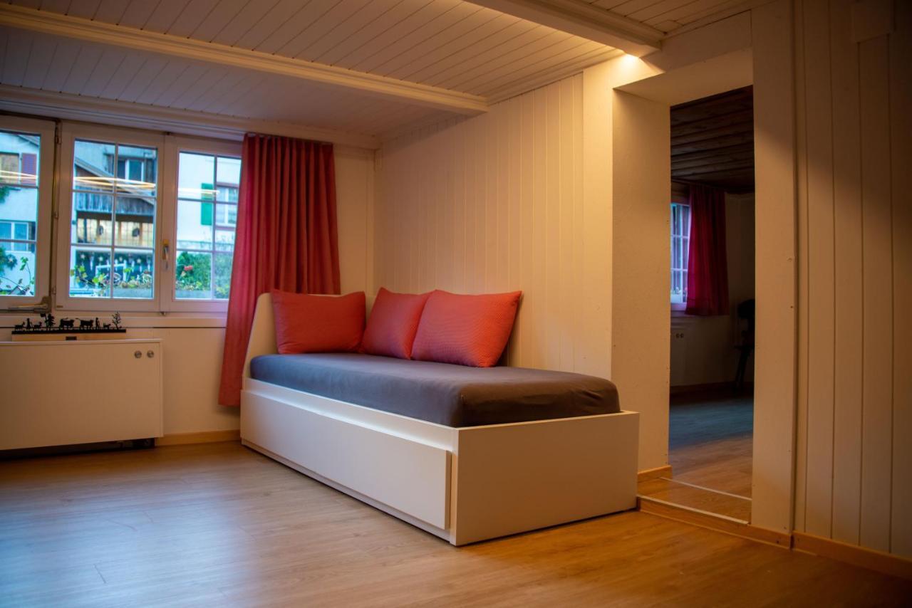 Uncle Eric'S Chalet Matten bei Interlaken Bagian luar foto